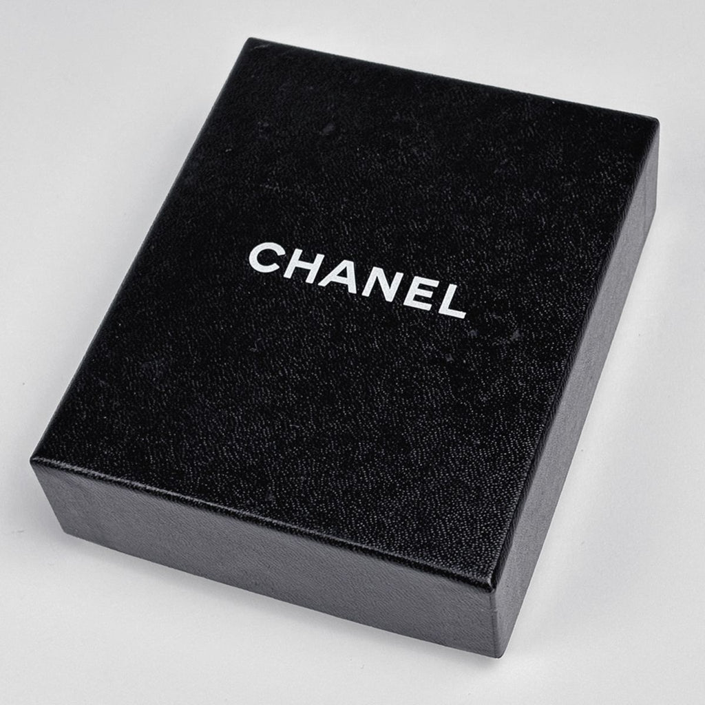 Chanel Coco Barrette Heart Plastic White Hair Accessory — view 8
