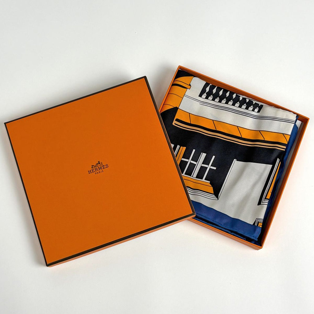 Hermes Carre 70 Minuit AU Faubourg Midnight Scarf Silk Blue Multicolor — view 4