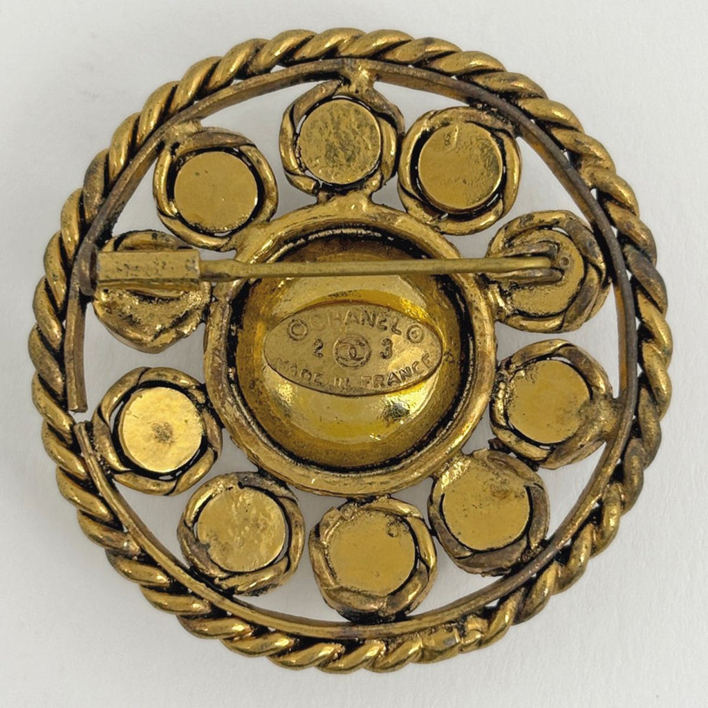 Chanel Color Stone Round Brooch Gripoix Line Gold — view 2