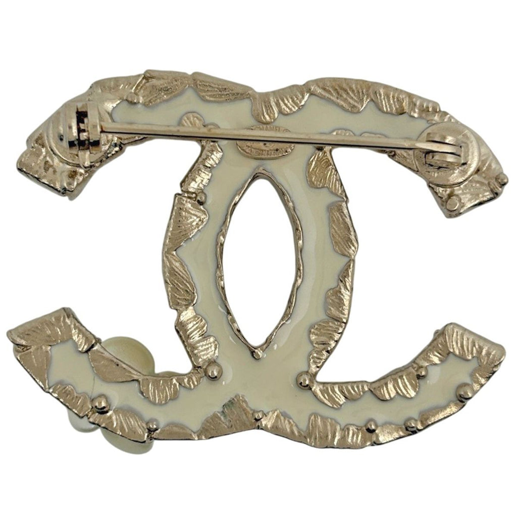 Chanel CC Logo Brooch Camellia Gold Plated White — view 2