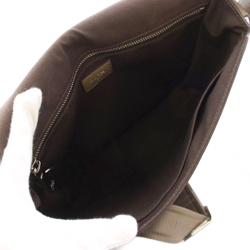Louis Vuitton Taiga Roman PM Shoulder Bag Leather Gray YT — view 6
