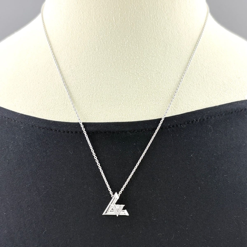 Louis Vuitton Pendentif Volt One Necklace Pendant 750 Diamond — view 4