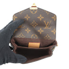 Louis Vuitton Chain Shoulder Bag Monogram Micro Metis 2-Way Pouch — view 6