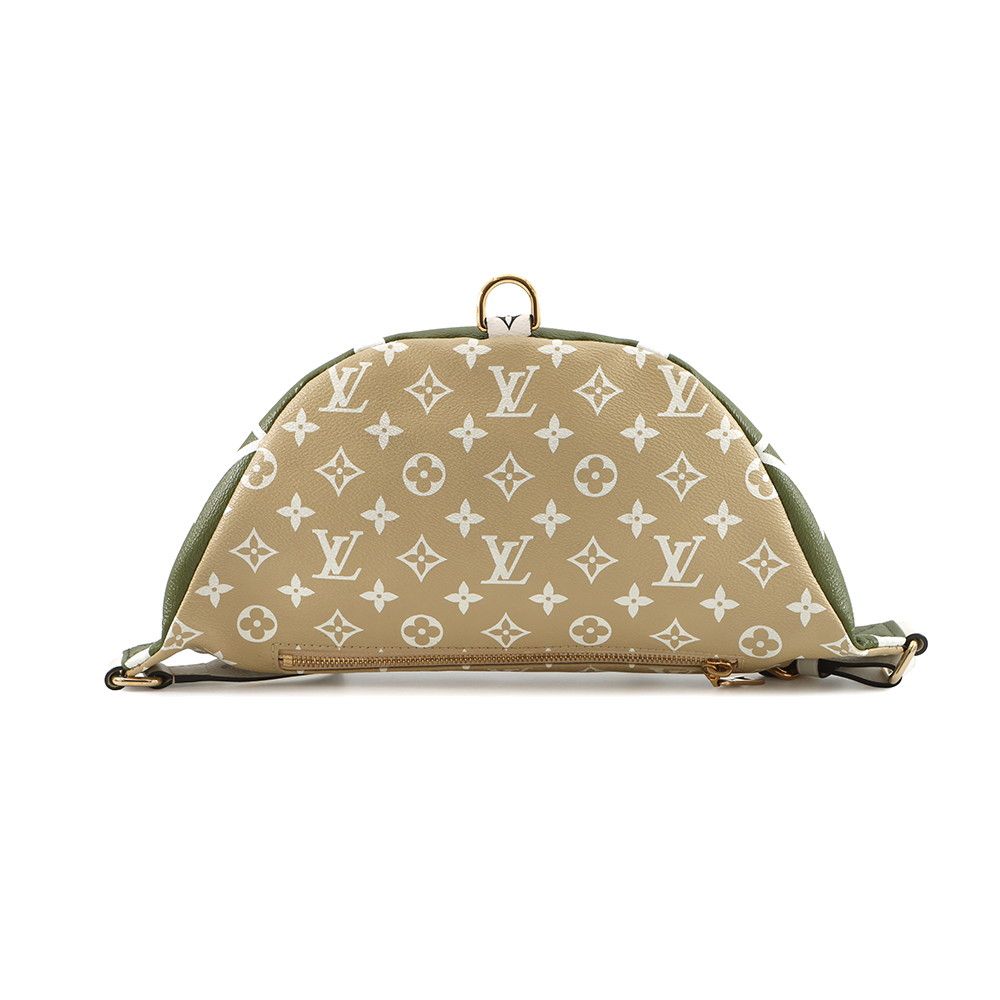 Louis Vuitton Belt Bag Monogram Giant Waist — view 4