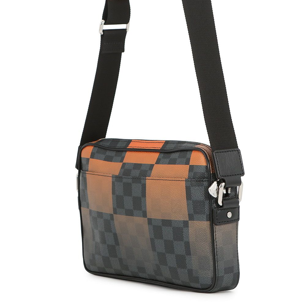 Louis Vuitton Shoulder Bag Damier Graphite Giant Alpha Black — view 2