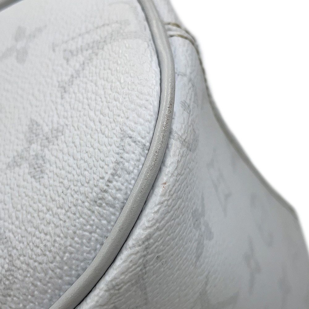Louis Vuitton Shoulder Bag White Monogram Chalk Nano — view 9