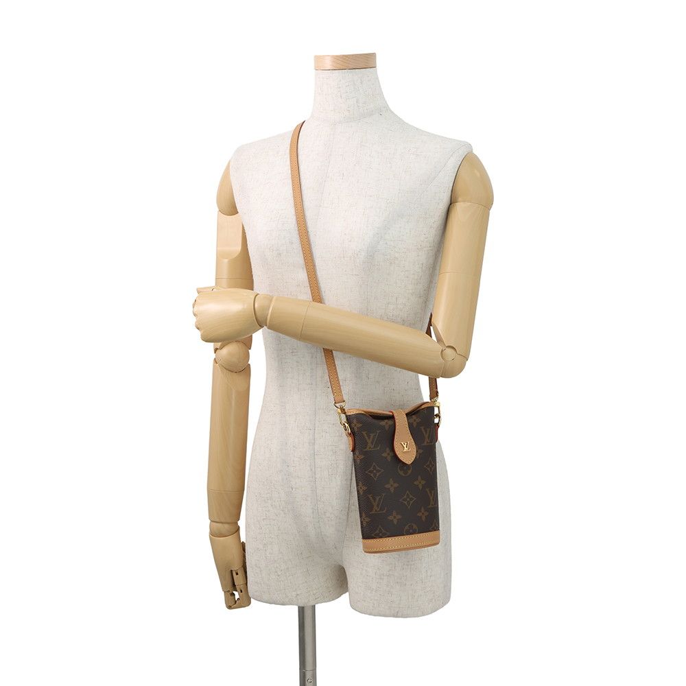 Louis Vuitton Shoulder Bag Monogram Fold Pouch — view 4