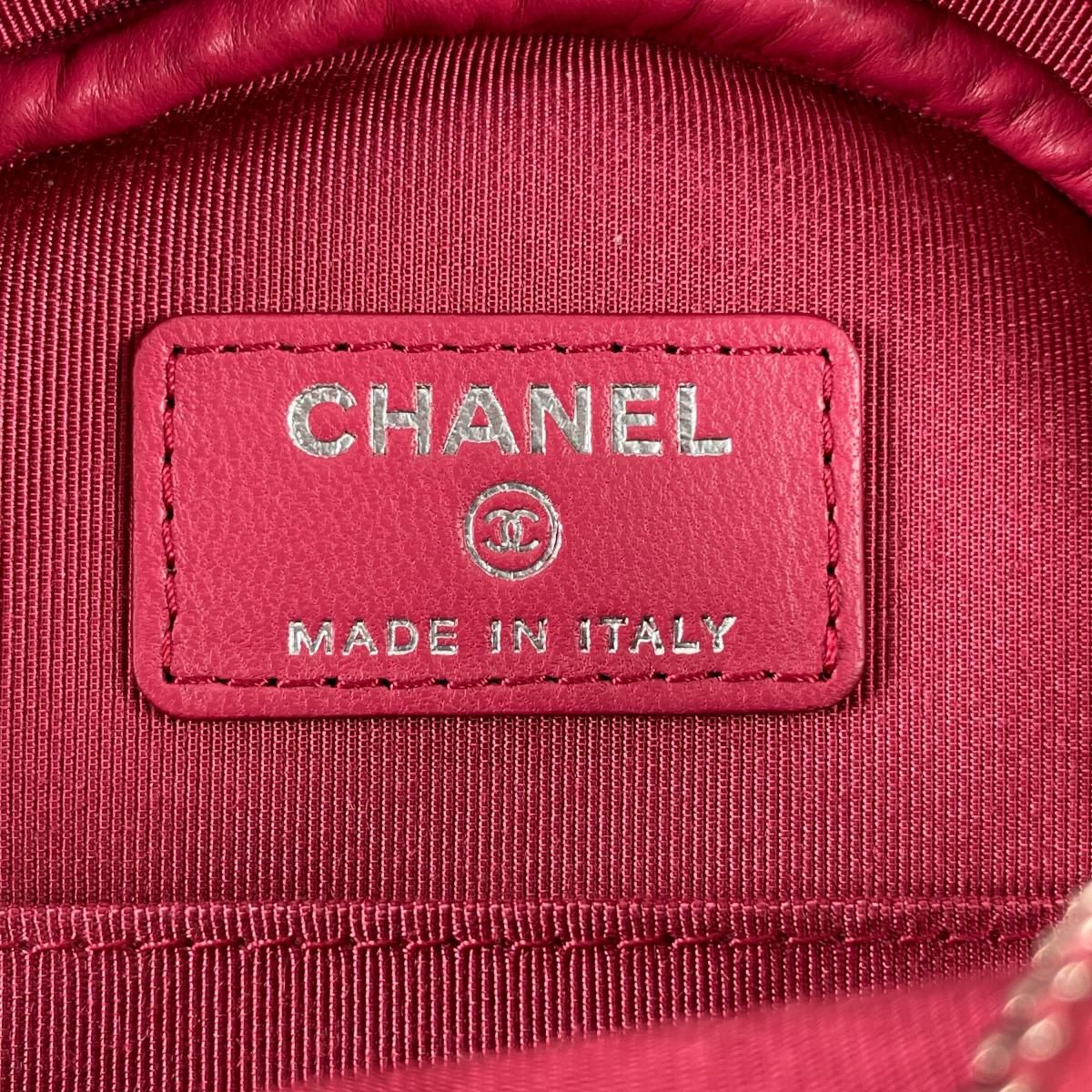 Chanel CC Logo Round Chain Quilted Mini Shoulder Bag Pink — view 8