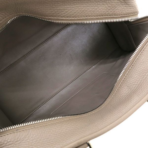 Loewe Amazona 28 Clutch — view 2
