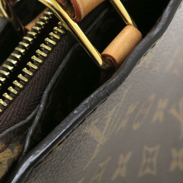 Louis Vuitton Monogram Petit Palais PM Messenger Bag — view 8