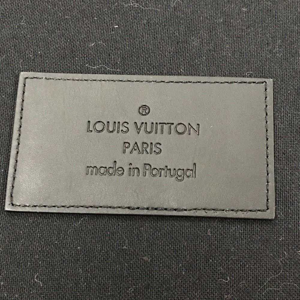 Louis Vuitton Object Logo Bicolor Rug Mat Carpet Wool White Shoulder Bag — view 4