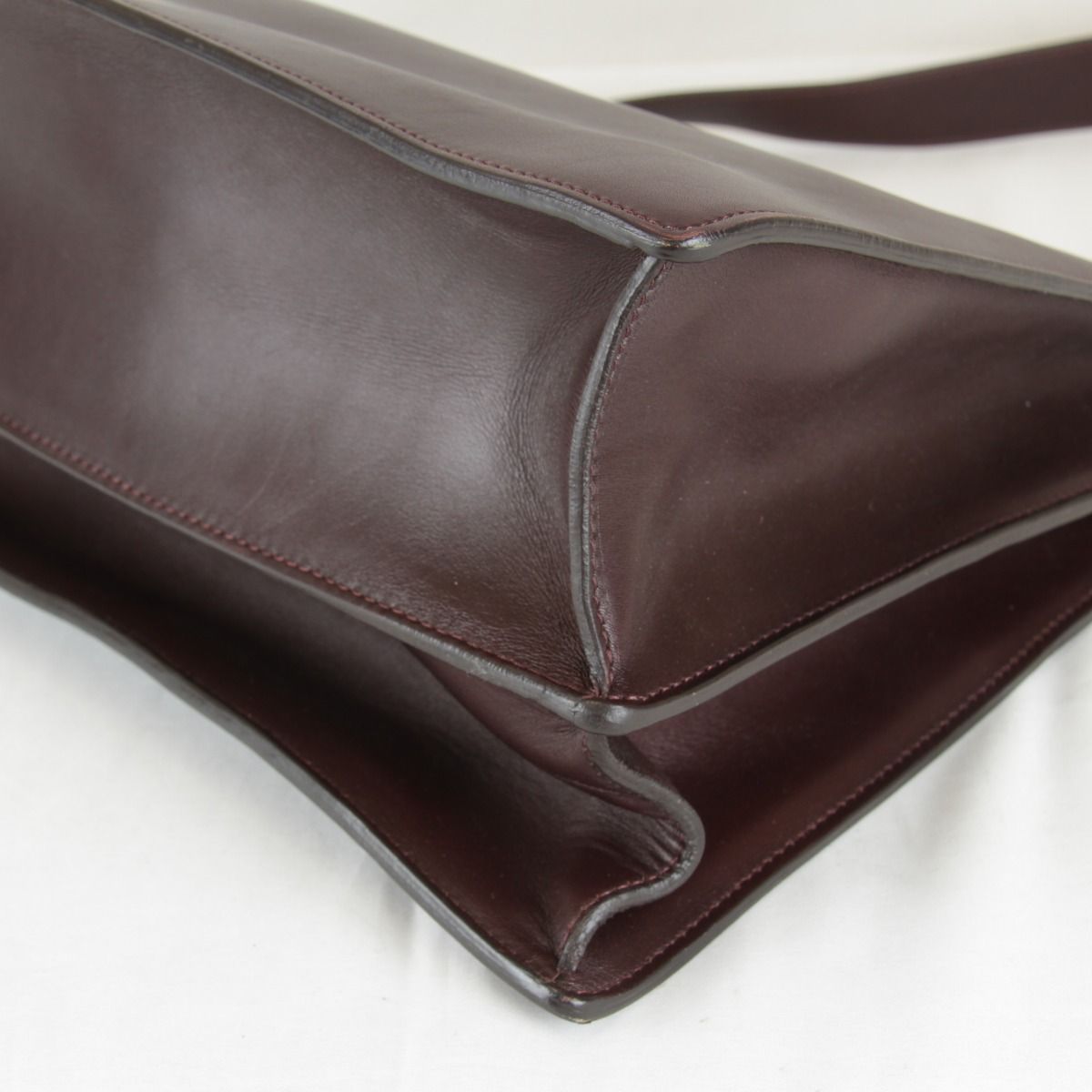 Celine Chain Shoulder Bag Leather Gold Wine Red High Simple — view 5