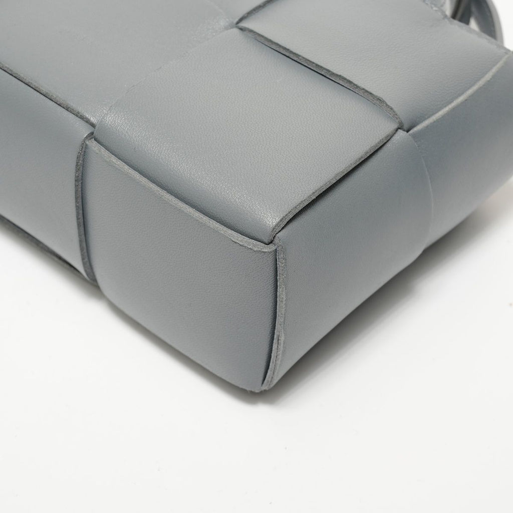 Bottega Veneta Handbag Maxi Intrecciato Mini Arco 2-Way — view 7