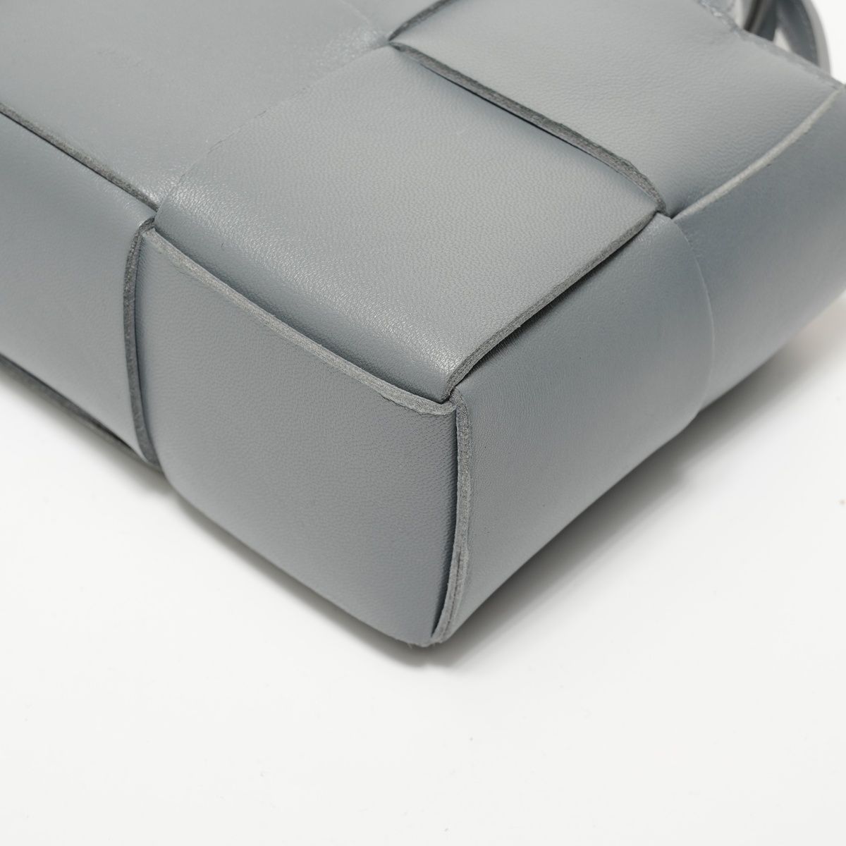 Bottega Veneta Handbag Maxi Intrecciato Mini Arco 2-Way — view 7