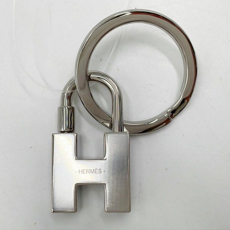 Hermes Key Holder Cadena Quiz Rainbow Silver Metal — view 2
