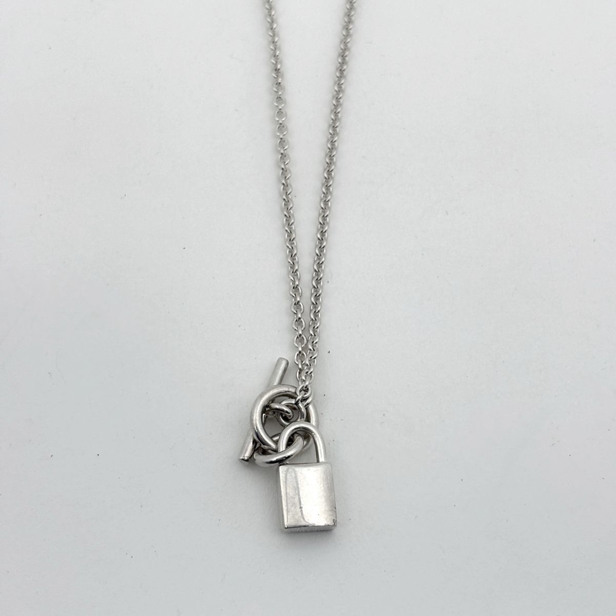 Hermes Kelly Cadena Necklace Pendant Silver — view 2