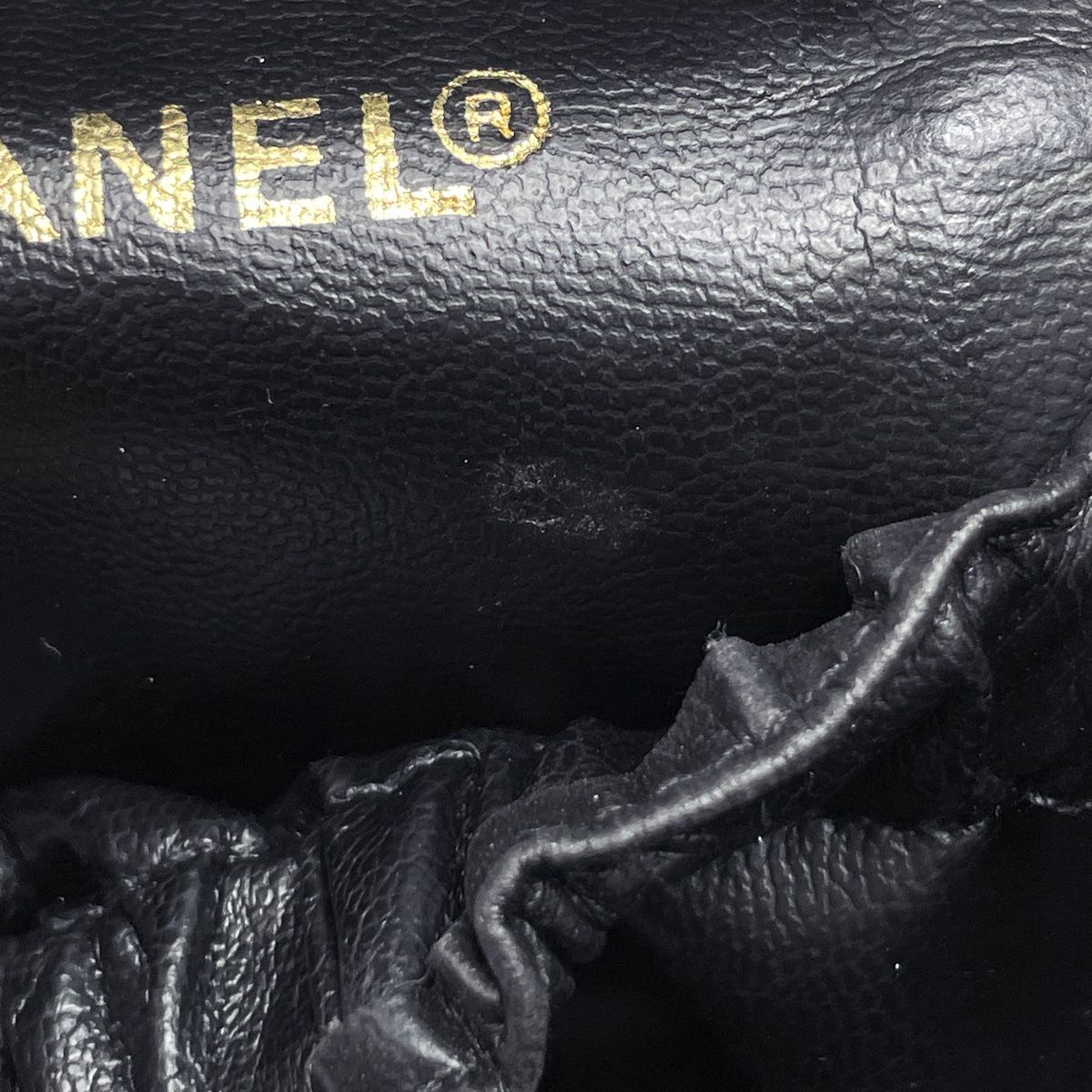 Chanel CC Logo Vanity Bicolor Makeup Pouch Leather Black — view 7