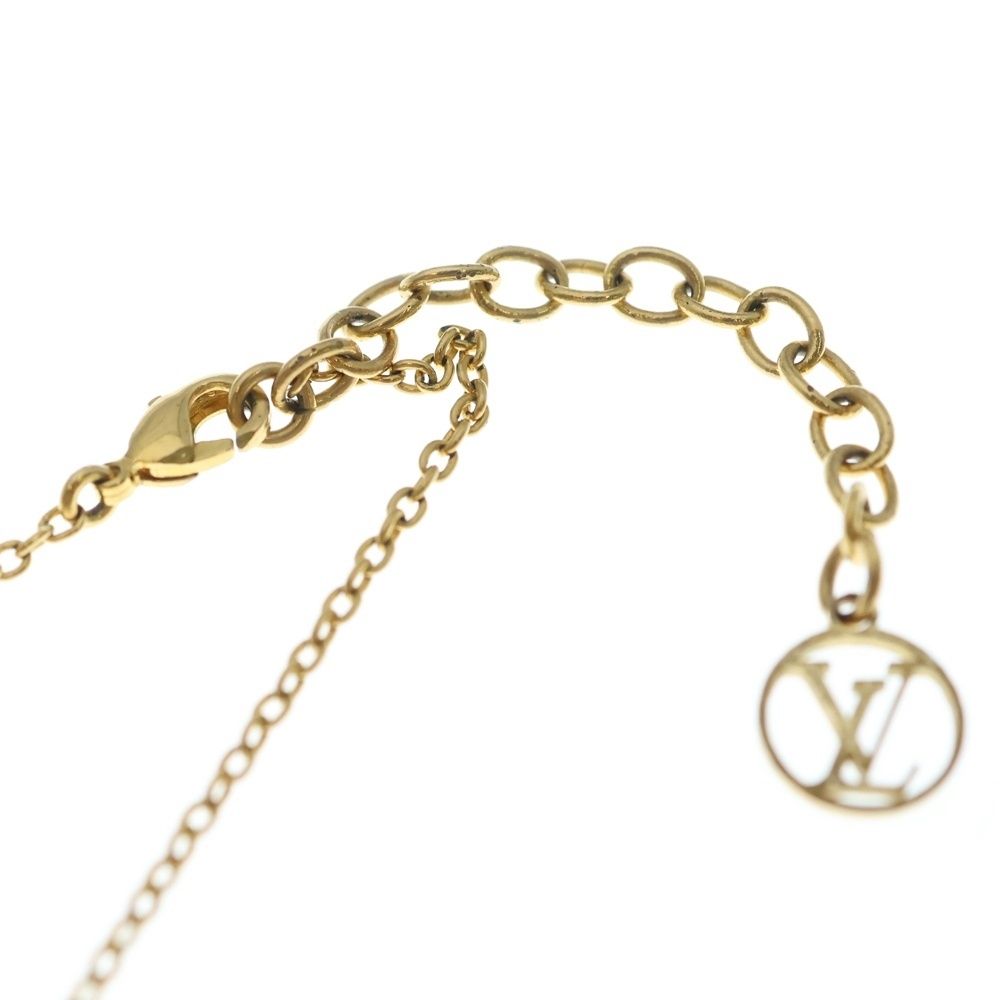 Louis Vuitton Essential Pendant Necklace Gold — view 4