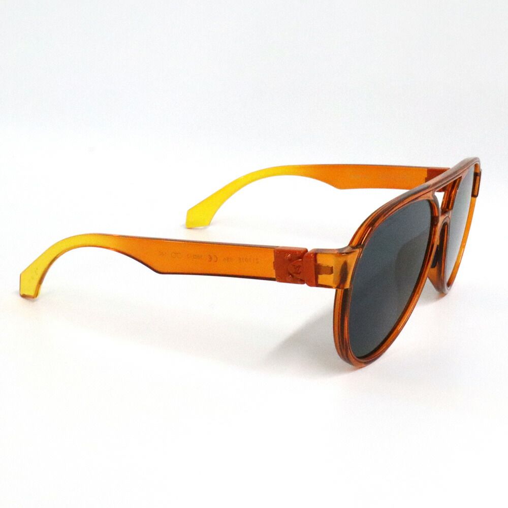 Louis Vuitton LV Rainbow Pilot Sunglasses Orange Eyewear — view 3