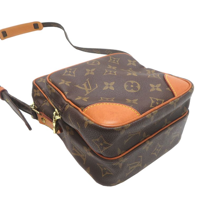 Louis Vuitton Shoulder Bag — view 3