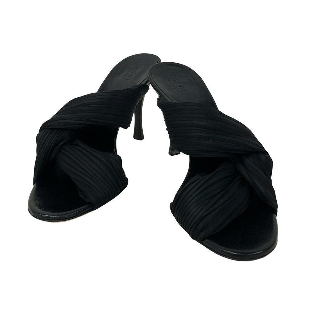 Gucci Mule 36 C Black Pleats — view 2