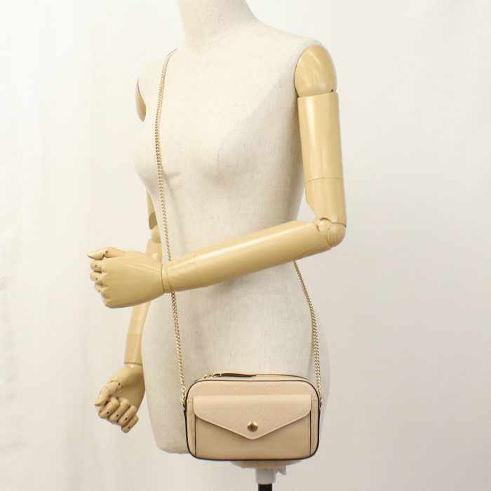 Gucci Chain Crossbody Shoulder Bag Leather — view 7