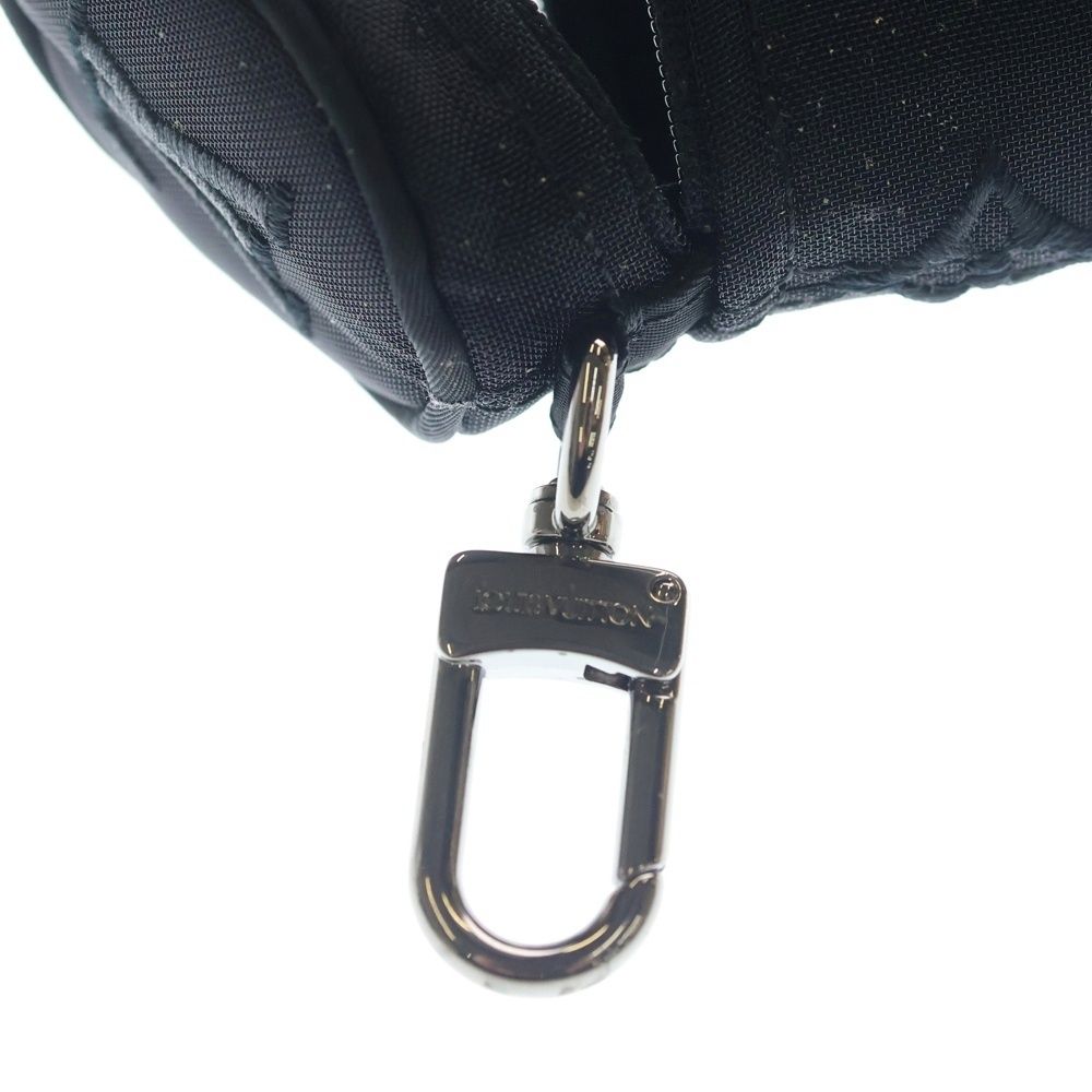 Louis Vuitton Monogram Mesh Multi Case Pouch Black — view 5