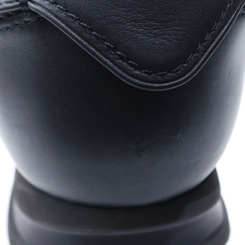 Louis Vuitton LV Buttersoft Padded Leather Low Cut Sneakers Black — view 6