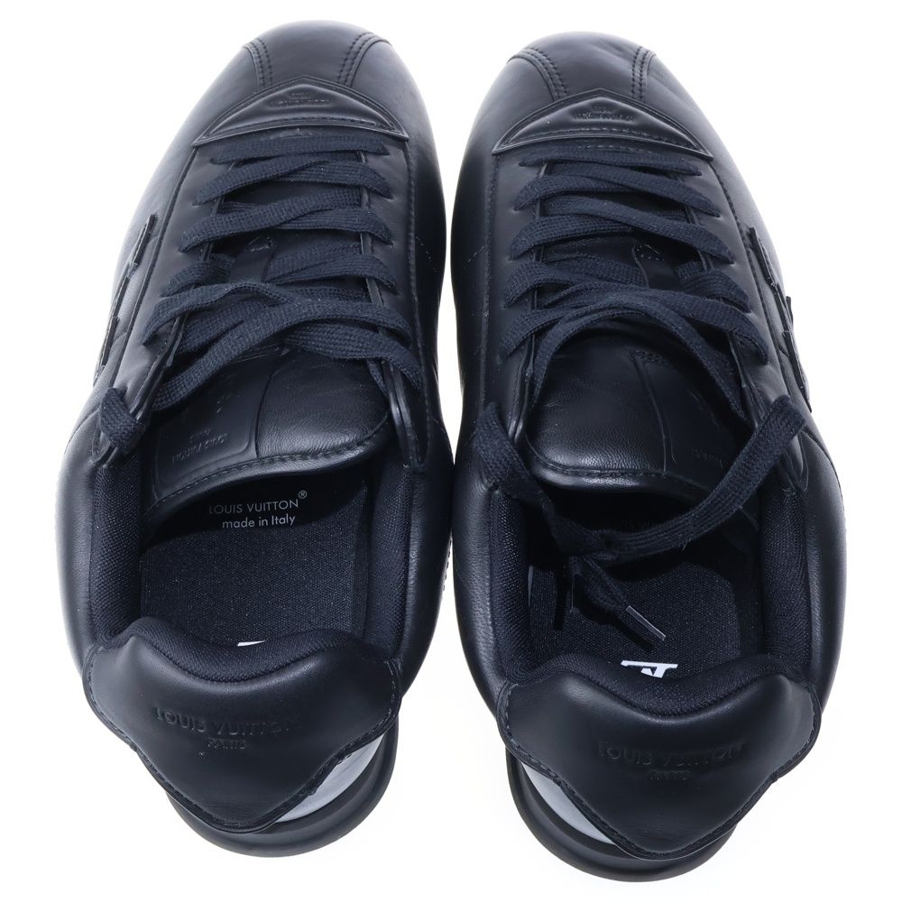 Louis Vuitton LV Buttersoft Padded Leather Low Cut Sneakers Black — view 4