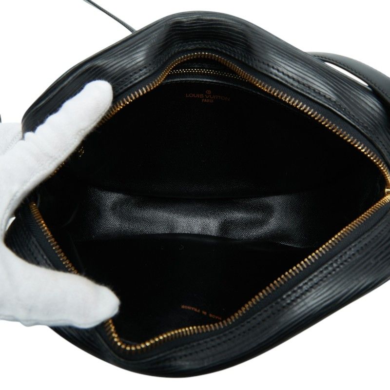 Louis Vuitton Epi Jeune Fille Crossbody Shoulder Bag Noir Black Leather — view 6