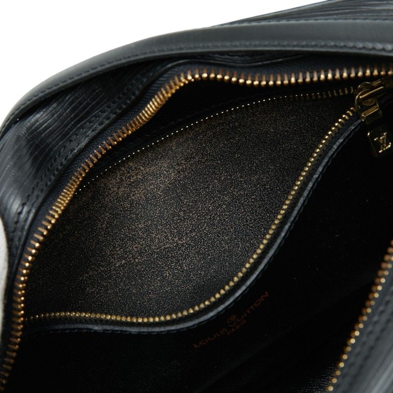 Louis Vuitton Epi Jeune Fille Crossbody Shoulder Bag Noir Black Leather — view 7