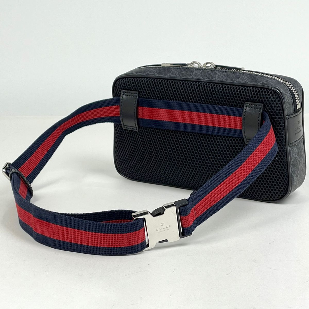 Gucci GG Pattern Belt Bag Black — view 2