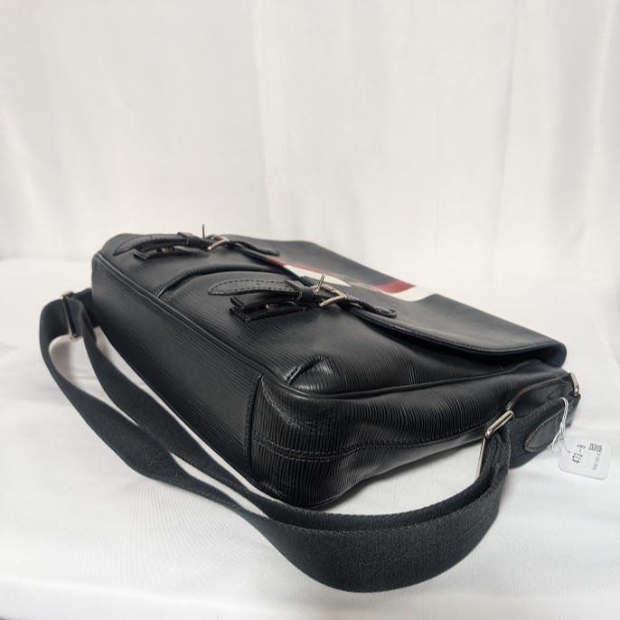 Louis Vuitton Christopher Messenger Epi Noir Black Shoulder Bag — view 4