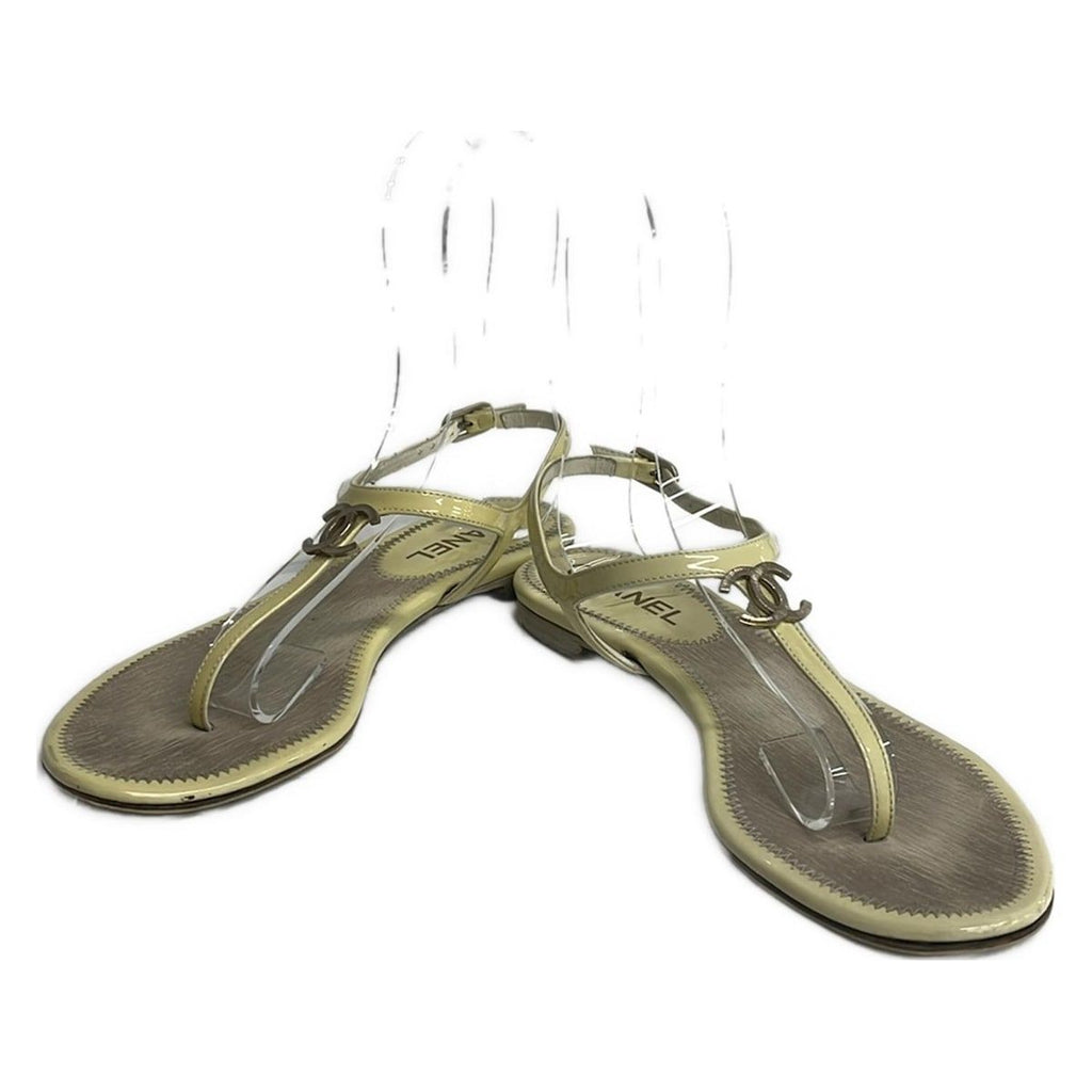 Chanel Sandals 36.5 C Ivory CC Logo Leather — view 2
