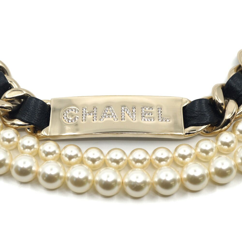 Chanel Double Pearl CC Logo Rhinestone Plate Belt Leather Black Gold — view 2