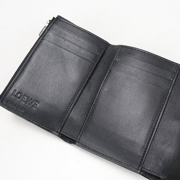 Loewe Vertical Wallet Small Anagram Trifold Calf — view 4