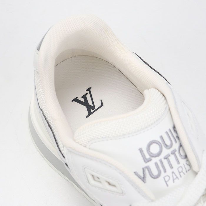 Louis Vuitton Low Cut Run Away Sneakers Leather — view 5