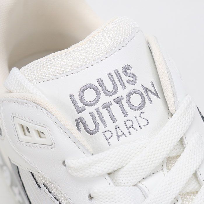 Louis Vuitton Low Cut Run Away Sneakers Leather — view 6