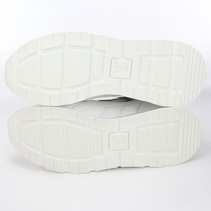 Louis Vuitton Low Cut Run Away Sneakers Leather — view 4