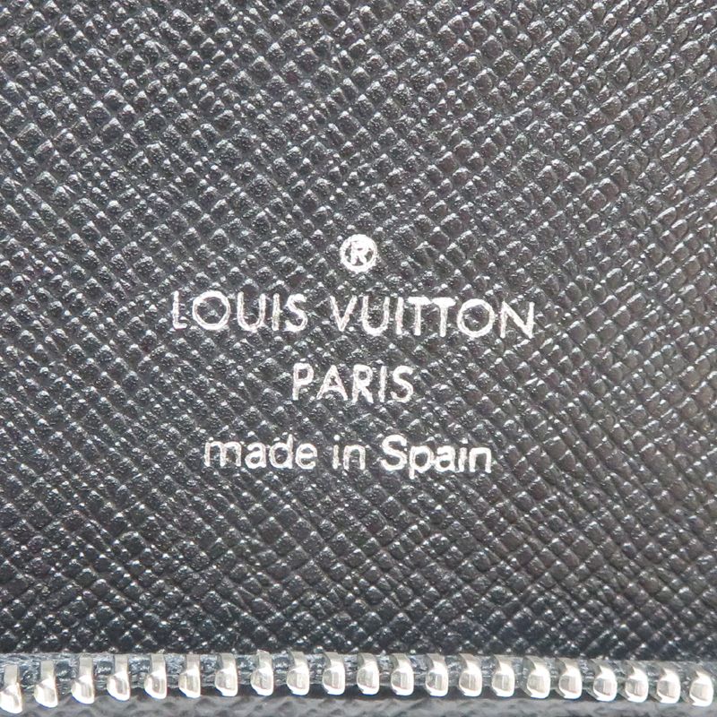 Louis Vuitton Bifold Wallet — view 8