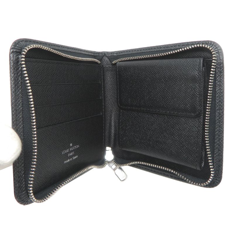 Louis Vuitton Bifold Wallet — view 5