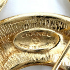Chanel Brooch Quilted CC Logo Vintage Gold Plated — view 4