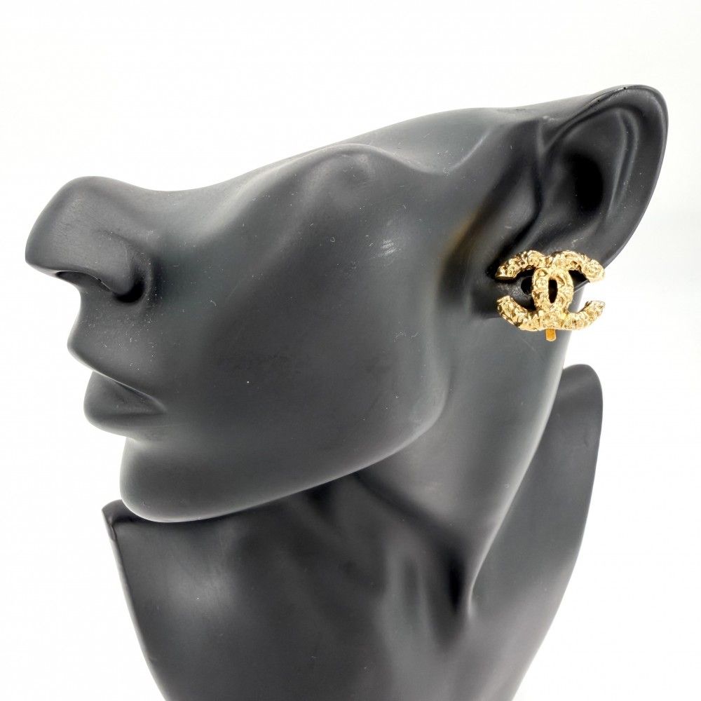 Chanel Earrings Magma Lava CC Logo Gold Plated — view 2