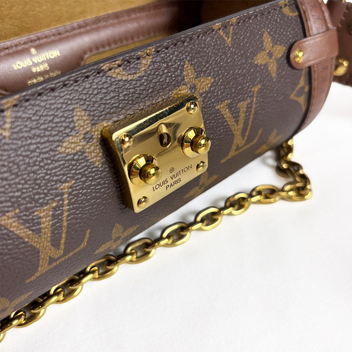 Louis Vuitton Papillon Trunk Monogram Shoulder Bag — view 8