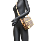 Louis Vuitton Shoulder Bag — view 9