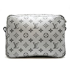 Louis Vuitton Shoulder Bag — view 2