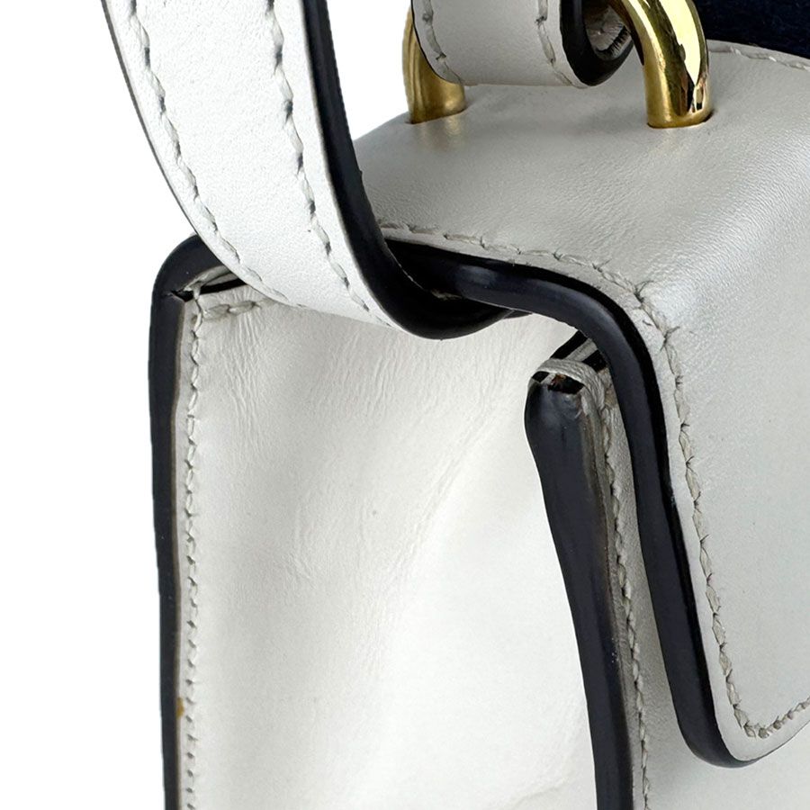 Gucci Shoulder Bag Sylvie — view 6
