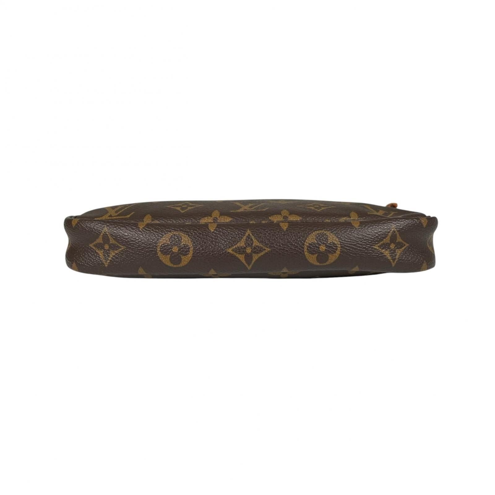 Louis Vuitton Pochette Accessoires Handbag Monogram Canvas Brown — view 4