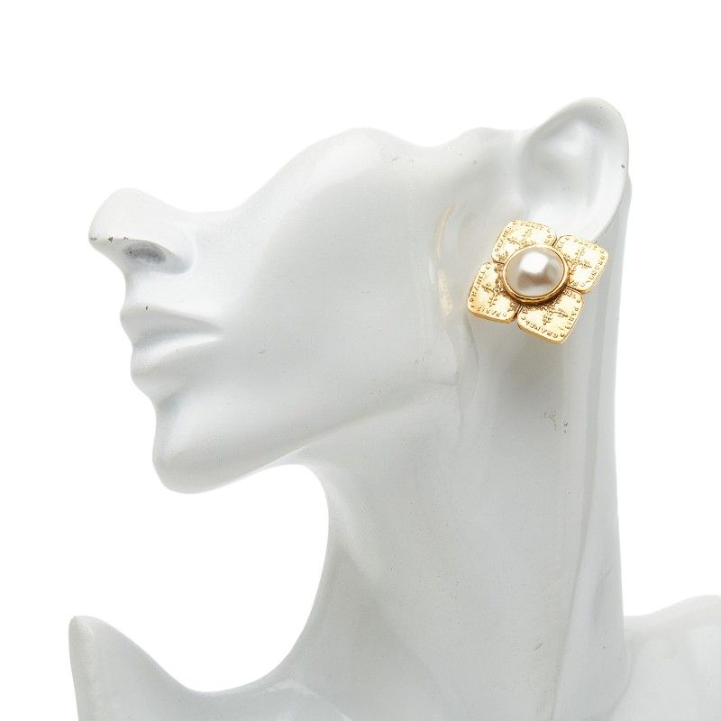 Chanel Vintage Pearl Earrings Gold Plated — view 5
