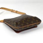 Louis Vuitton Musette Salsa Short Shoulder Bag Monogram Brown — view 2